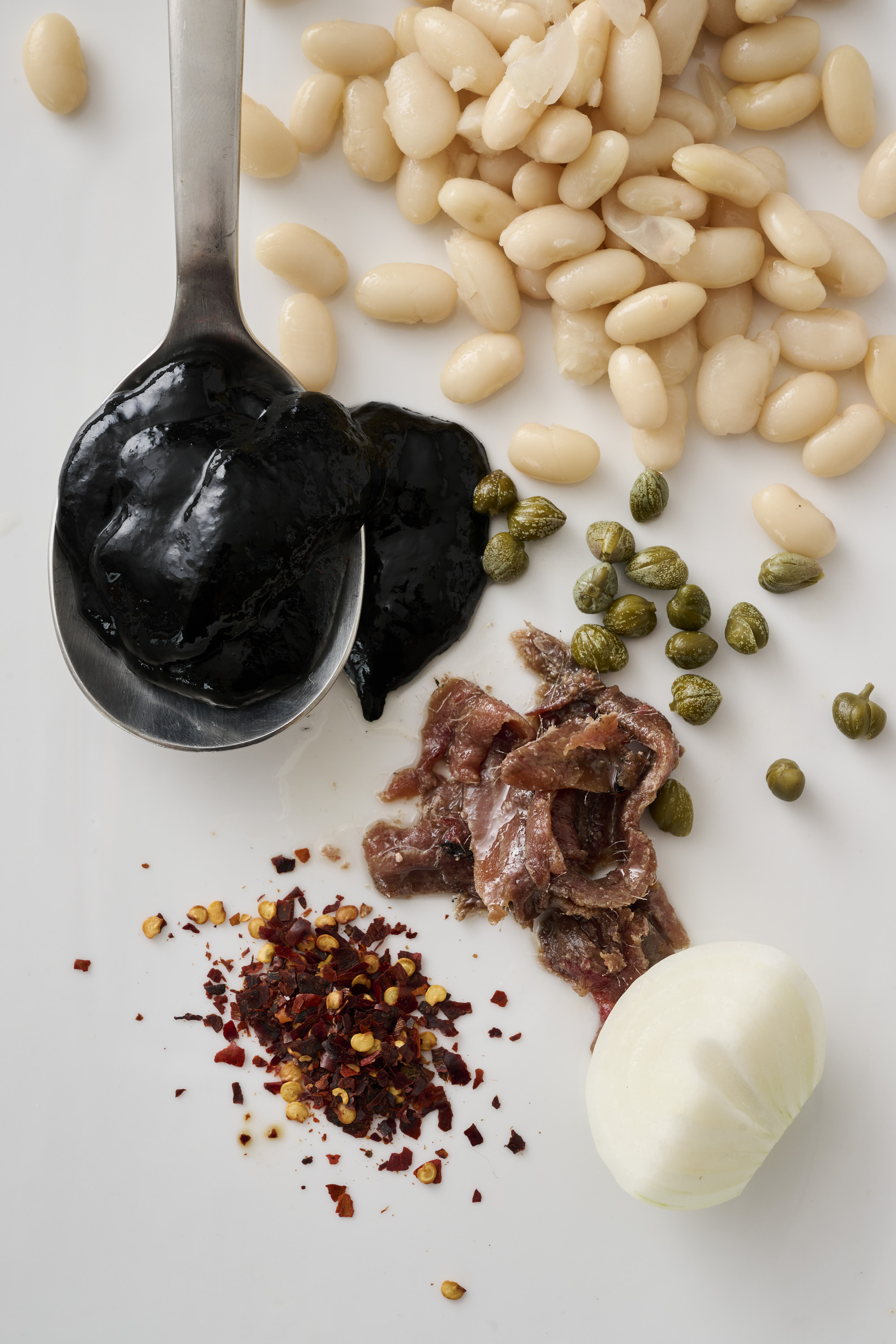 Braised cuttlefish with cannellini beans
