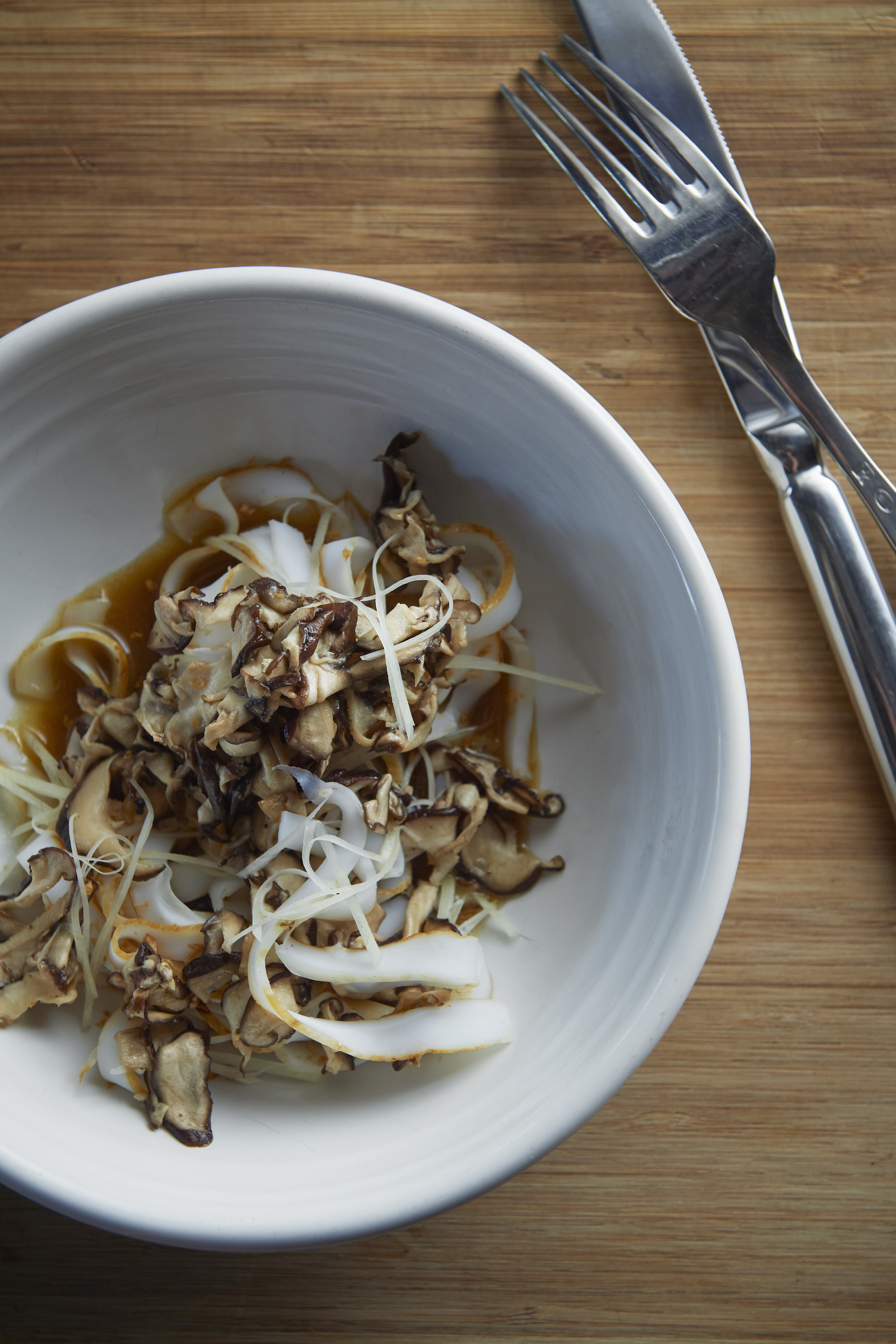 Squid noodles with shiitake