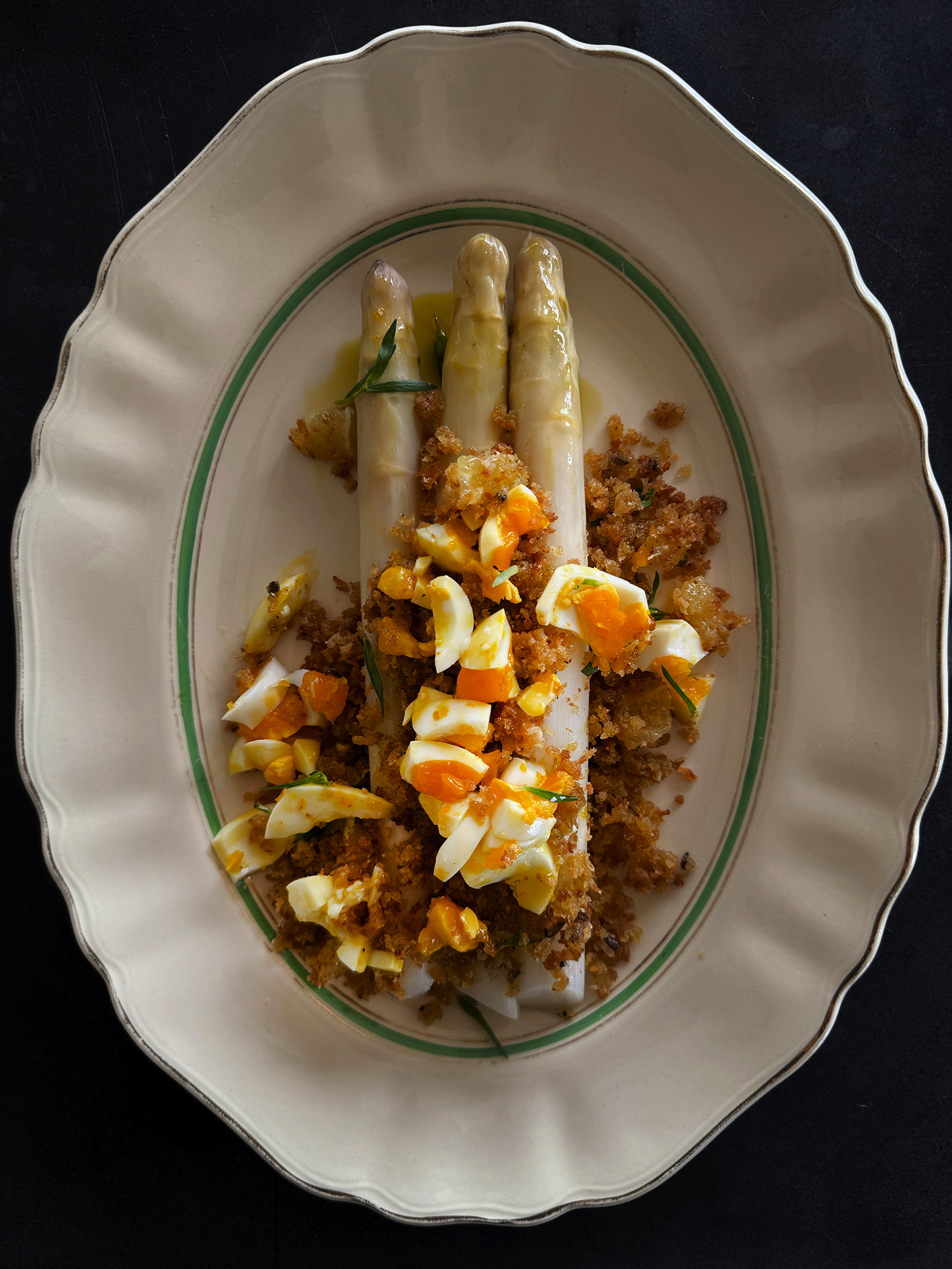 White asparagus polonaise