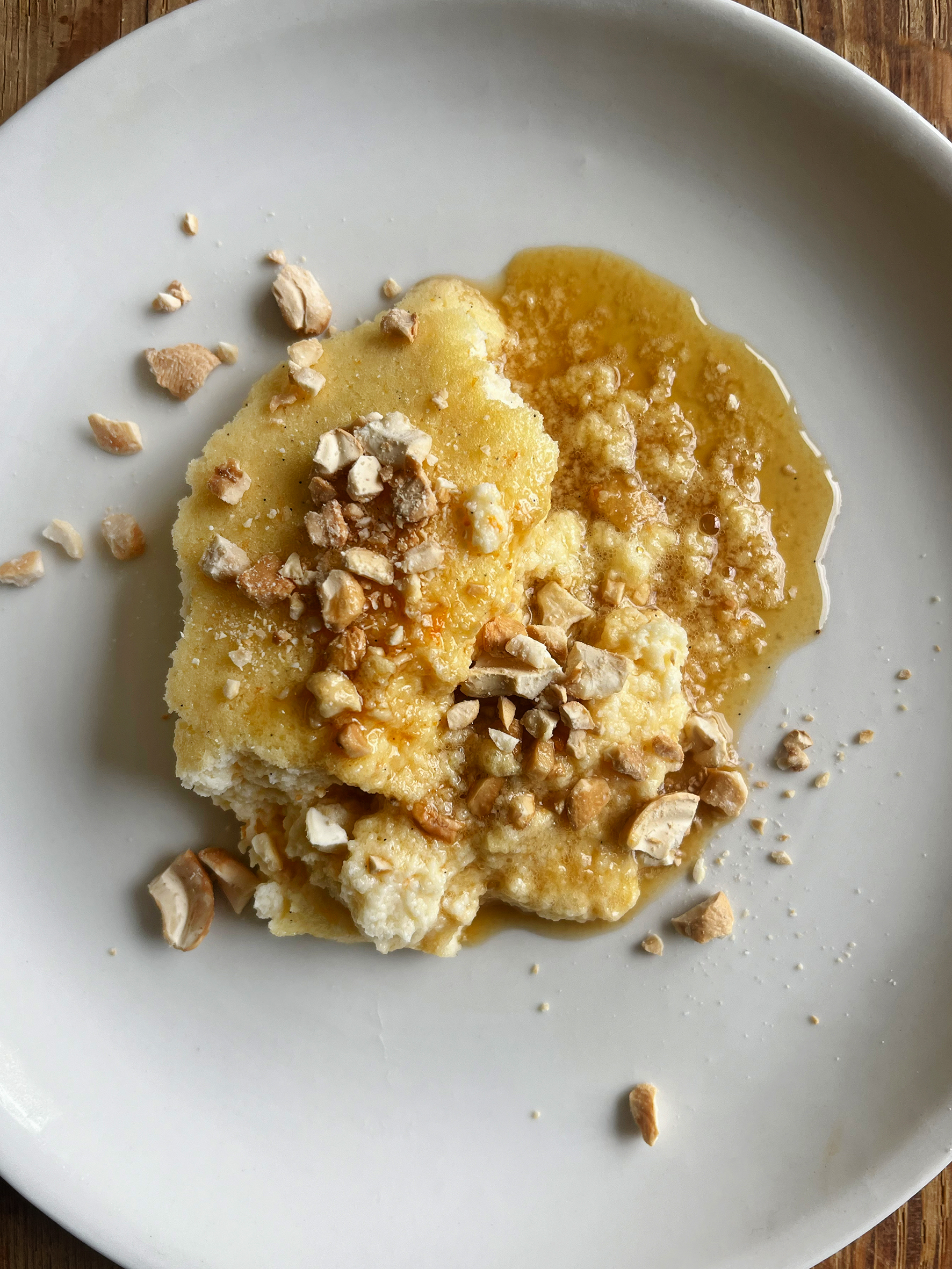 Yoghurt and orange pudding