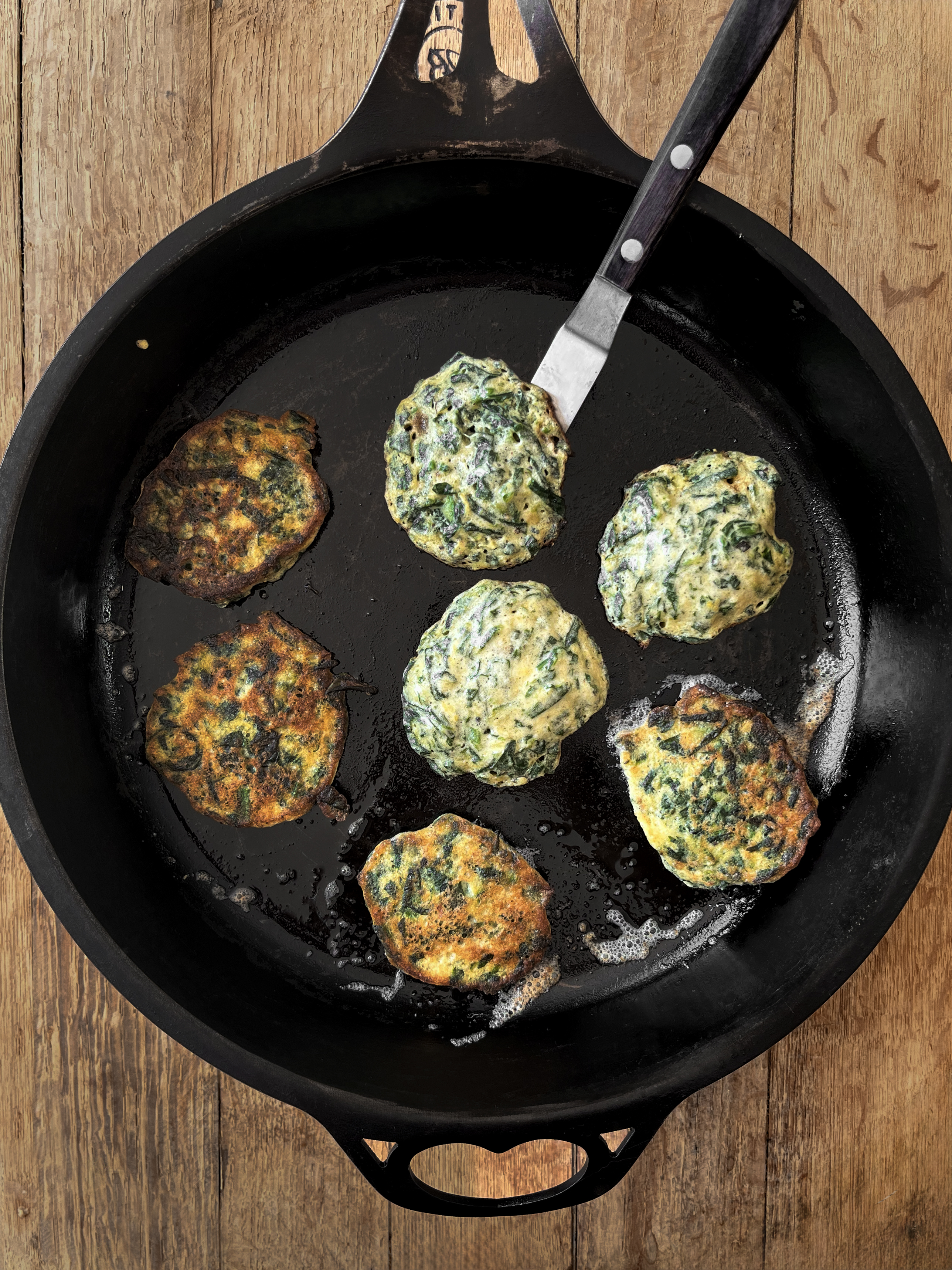 Zucchini pancakes with crème fraîche and salmon roe